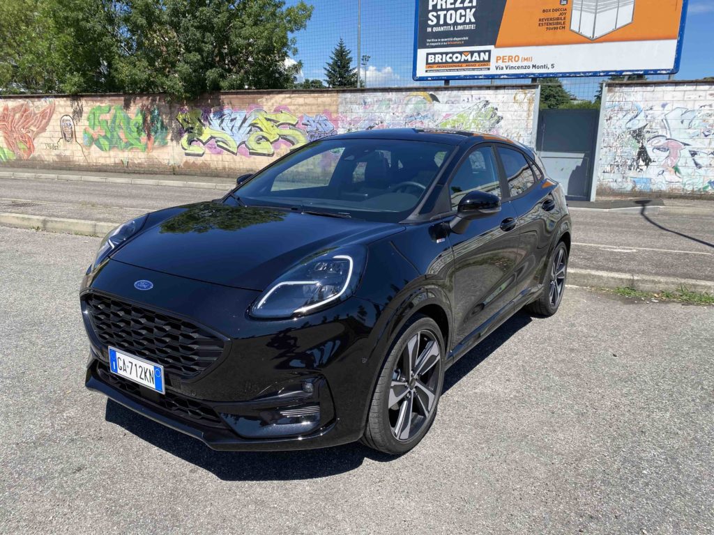 ford puma prova su strada